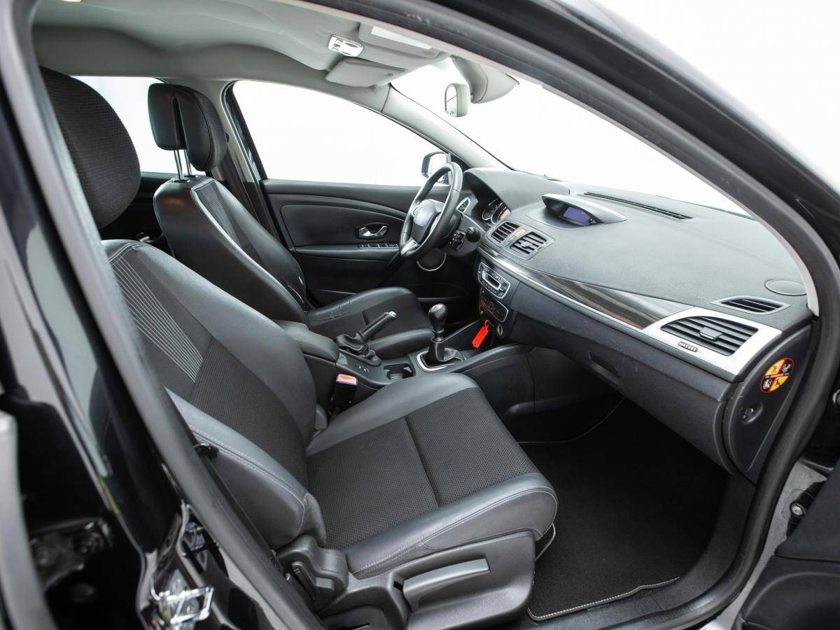 renault-megane-sport-tourer-2011-diesel-1461cc