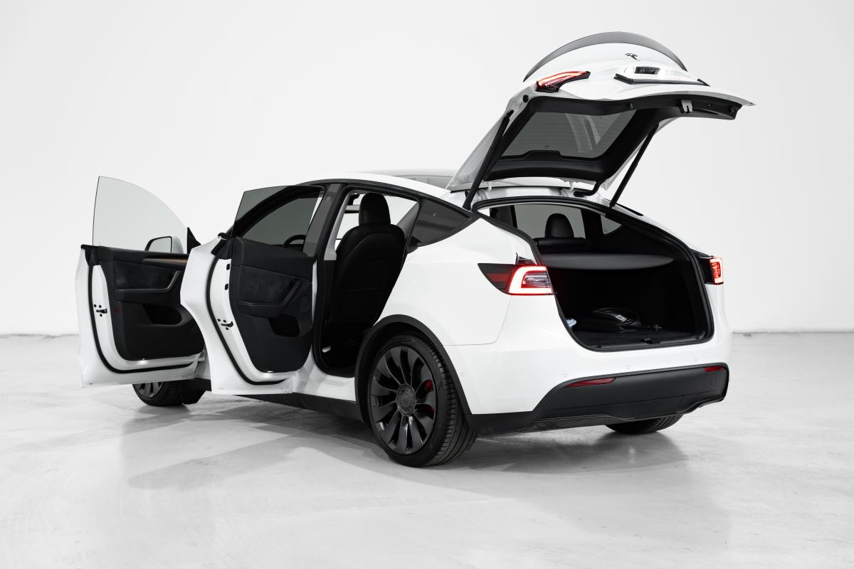 tesla-model-y-2022-eletrico-0cc