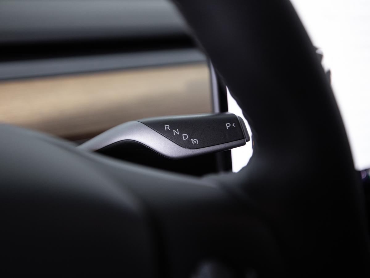 tesla-model-y-2022-eletrico-0cc