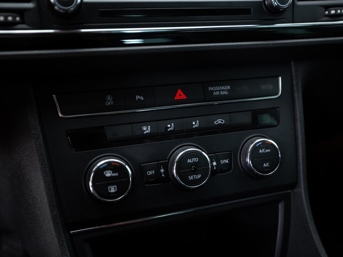 seat-leon-2015-diesel-1598cc