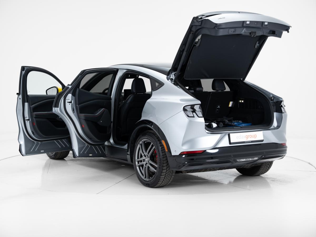 ford-mustang-mach-e-2021-eletrico-0cc