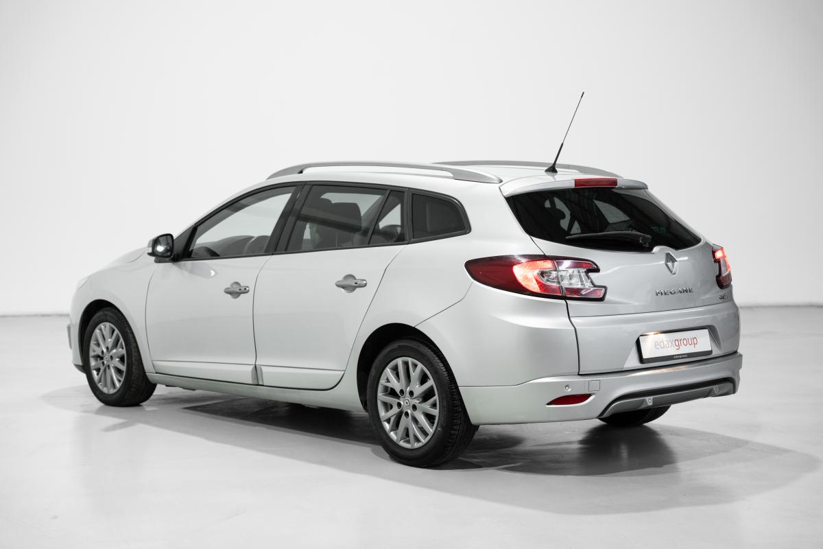 renault-megane-sport-tourer-2015-diesel-1461cc