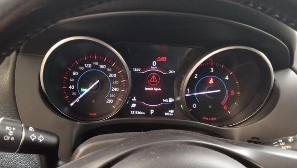 jaguar-f-pace-2017-diesel-1999cc