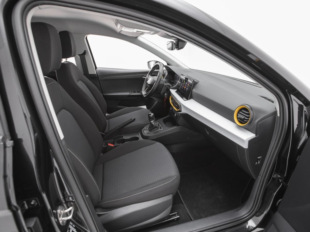 seat-ibiza-2023-gasolina-999cc