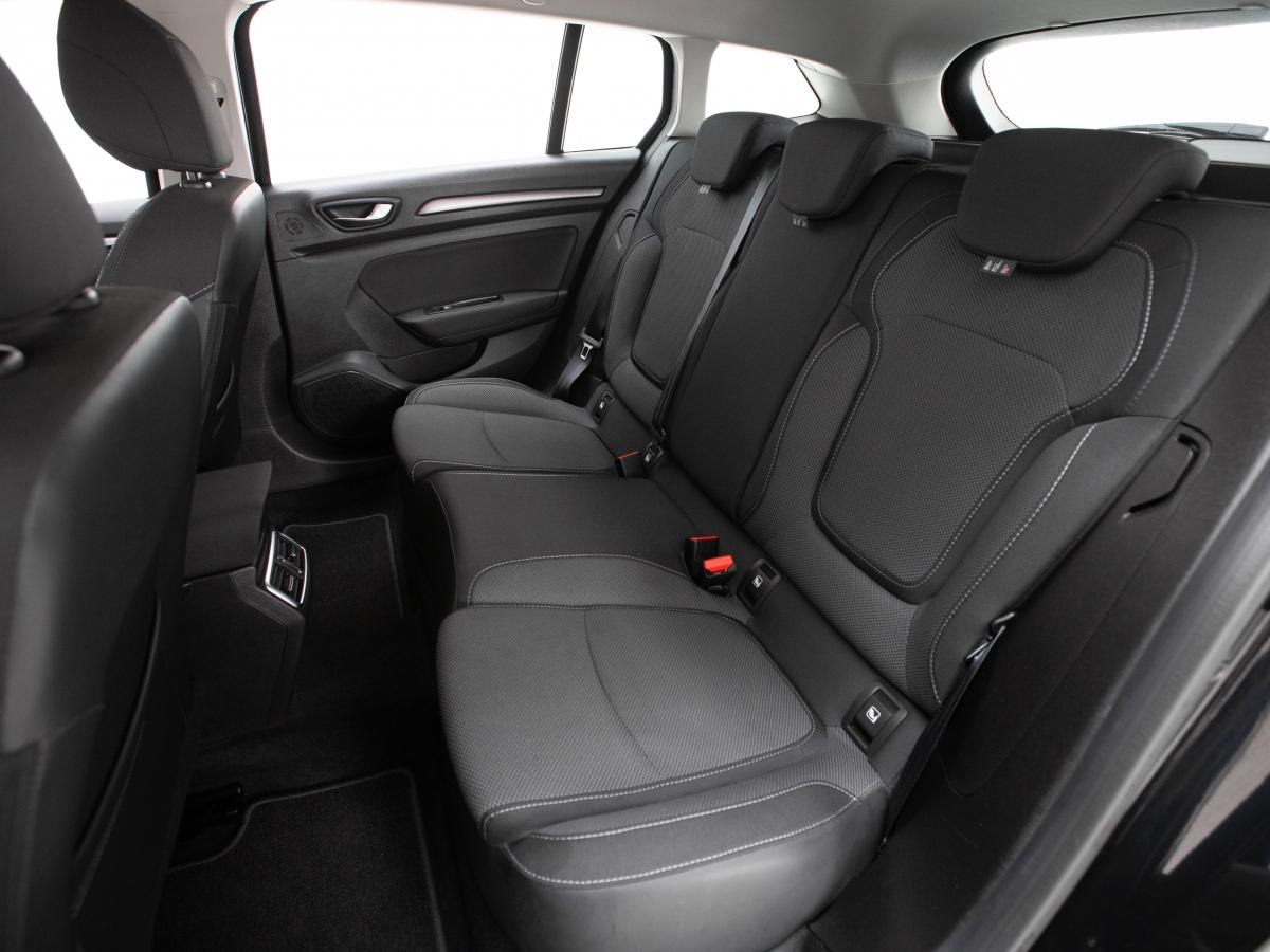 renault-megane-sport-tourer-2024-diesel-1461cc