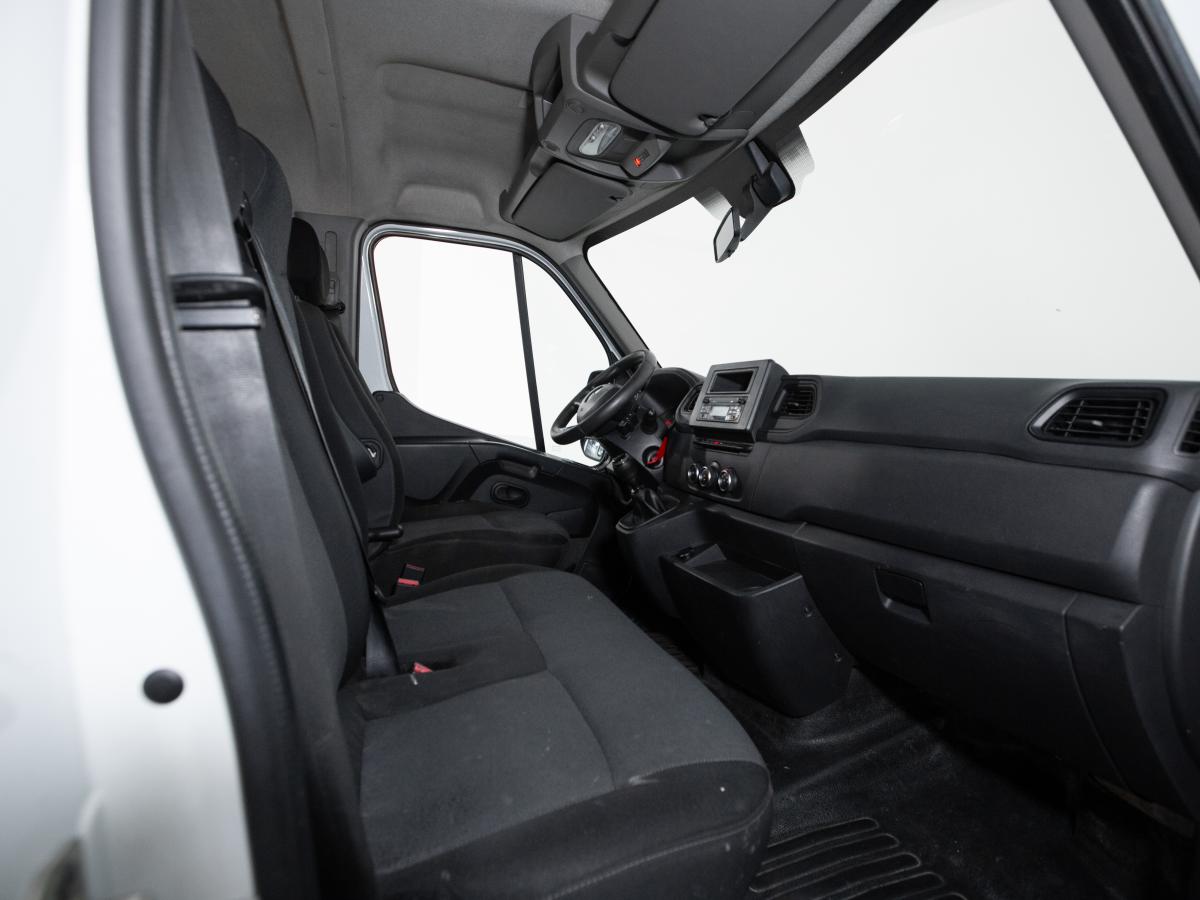 renault-master-2022-diesel-2299cc