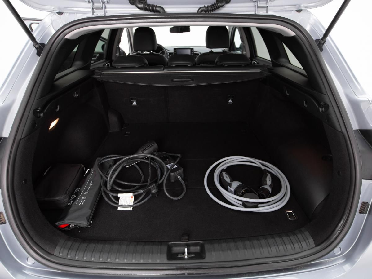 kia-ceed-sw-2022-hibrido-a-gasolina-1580cc