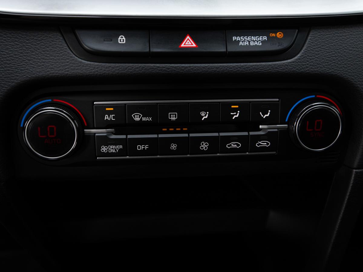 kia-ceed-sw-2022-hibrido-a-gasolina-1580cc