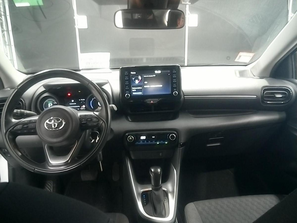 toyota-yaris-2021-hibrido-a-gasolina-1490cc