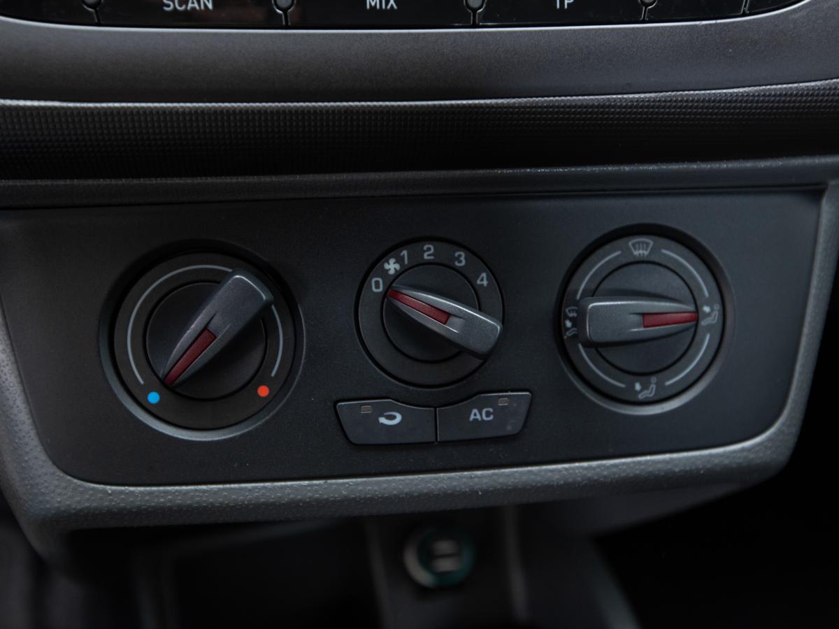 seat-ibiza-2011-gasolina-1198cc