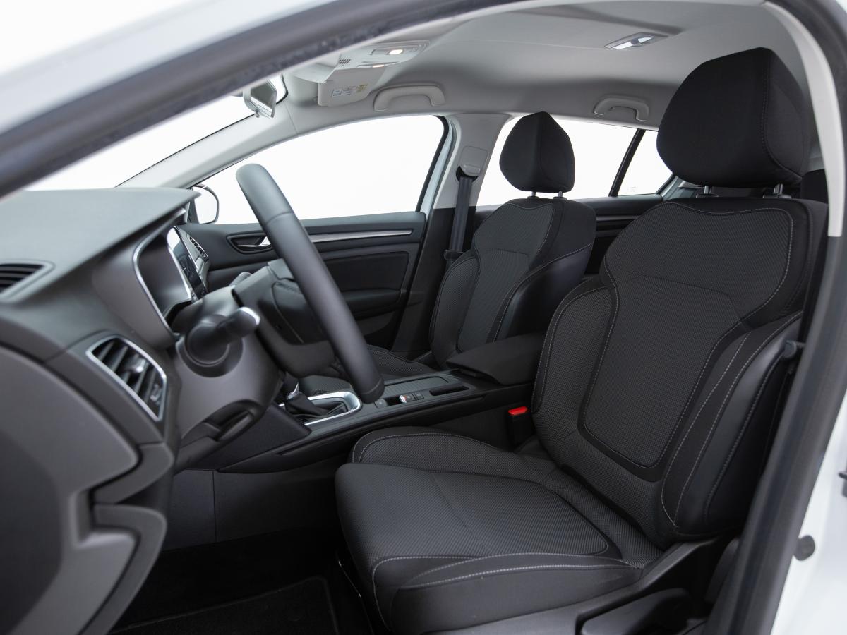 renault-megane-sport-tourer-2024-diesel-1461cc