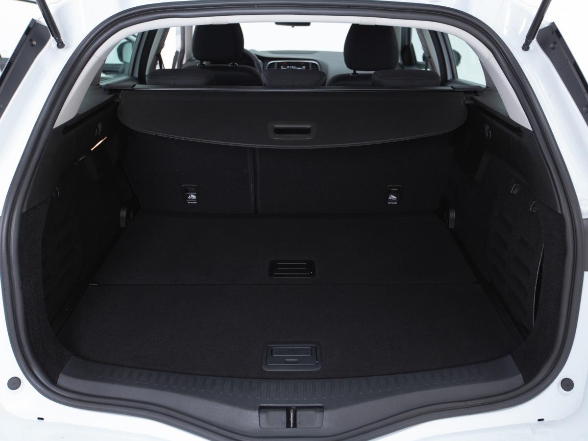 renault-megane-sport-tourer-2024-diesel-1461cc