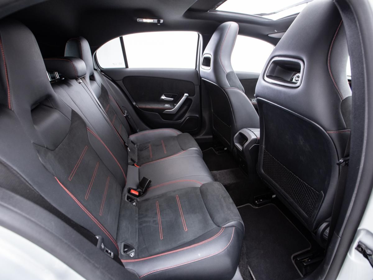 mercedes-benz-classe-a-2022-hibrido-a-gasolina-1332cc