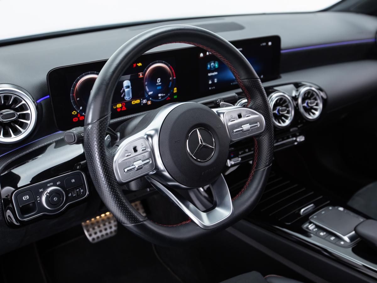 mercedes-benz-classe-a-2022-hibrido-a-gasolina-1332cc