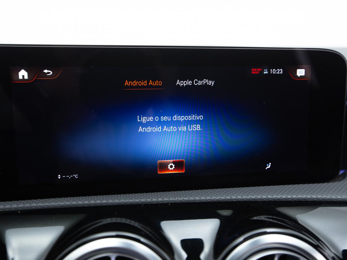 mercedes-benz-classe-a-2022-hibrido-a-gasolina-1332cc