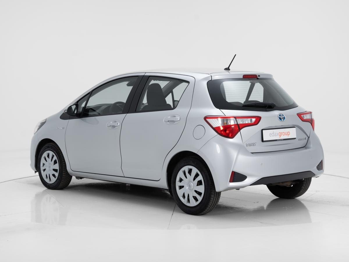 toyota-yaris-2019-hibrido-a-gasolina-1497cc