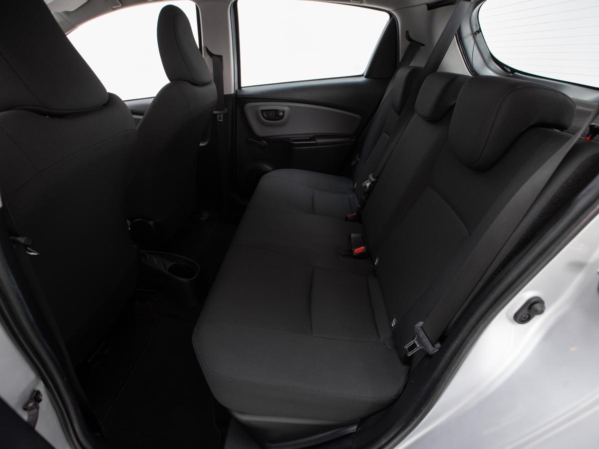 toyota-yaris-2019-hibrido-a-gasolina-1497cc