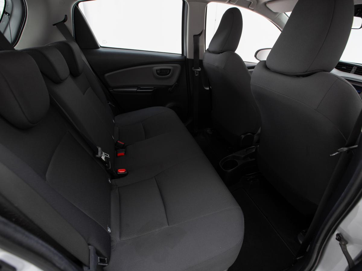 toyota-yaris-2019-hibrido-a-gasolina-1497cc