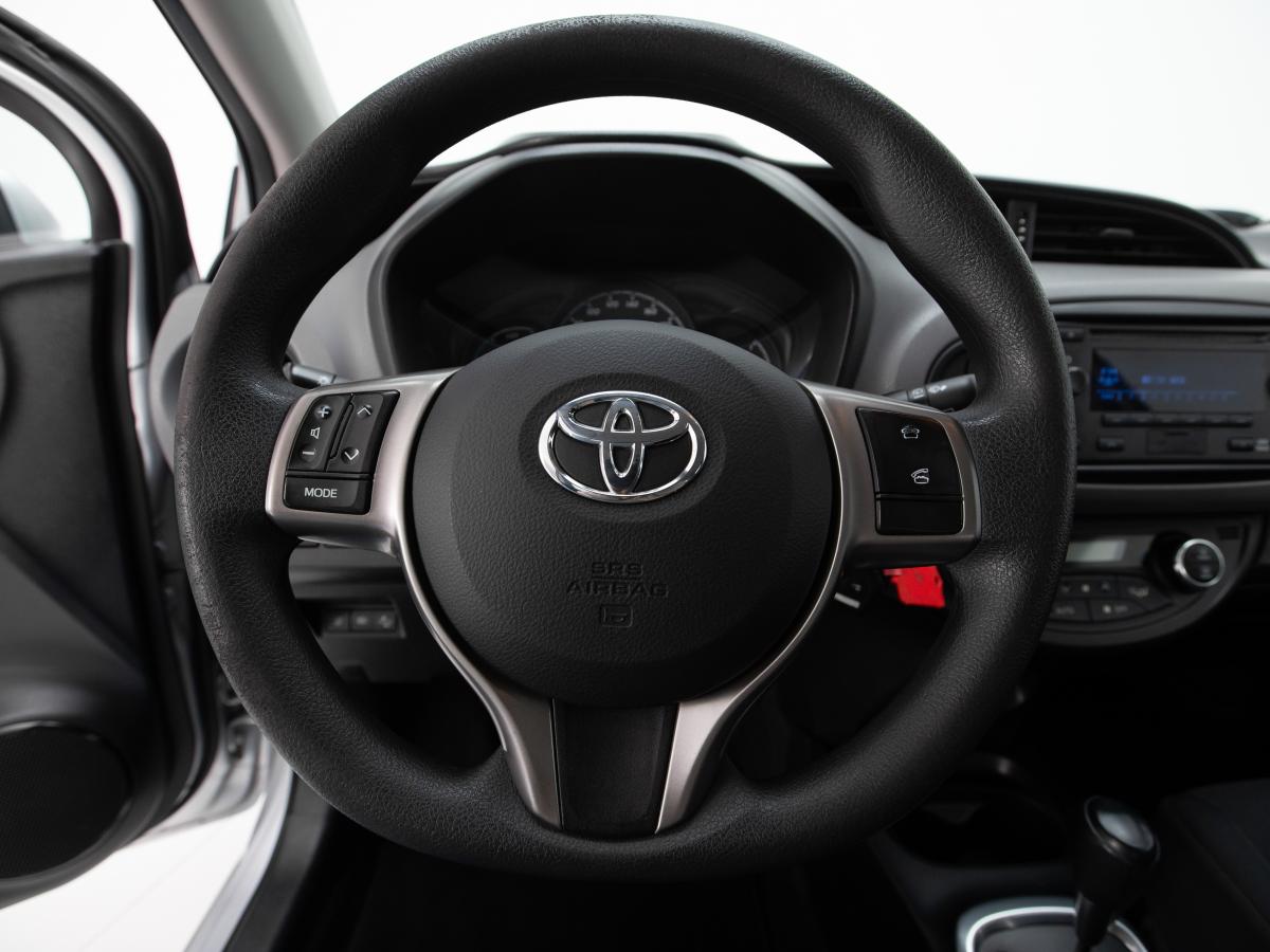 toyota-yaris-2019-hibrido-a-gasolina-1497cc