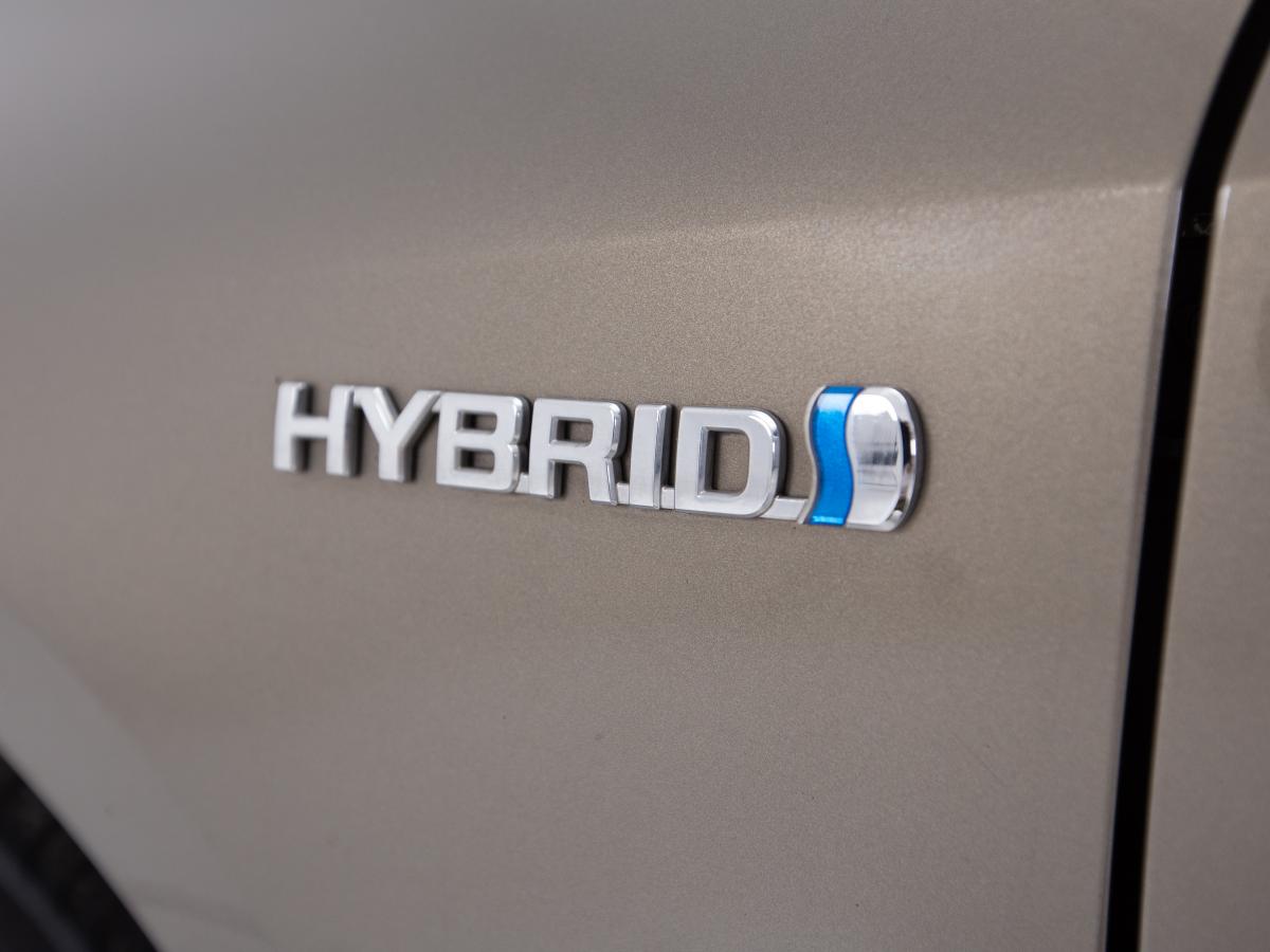 toyota-corolla-sw-2021-hibrido-a-gasolina-1798cc