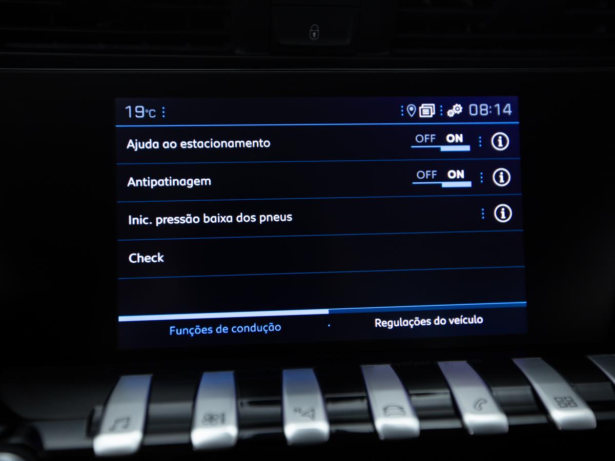 peugeot-508-sw-2021-diesel-1499cc
