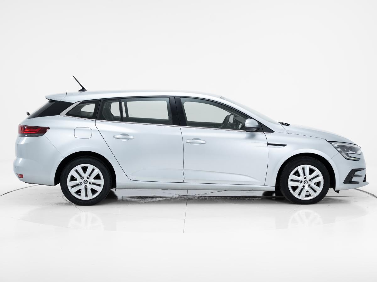 renault-megane-sport-tourer-2023-diesel-1461cc