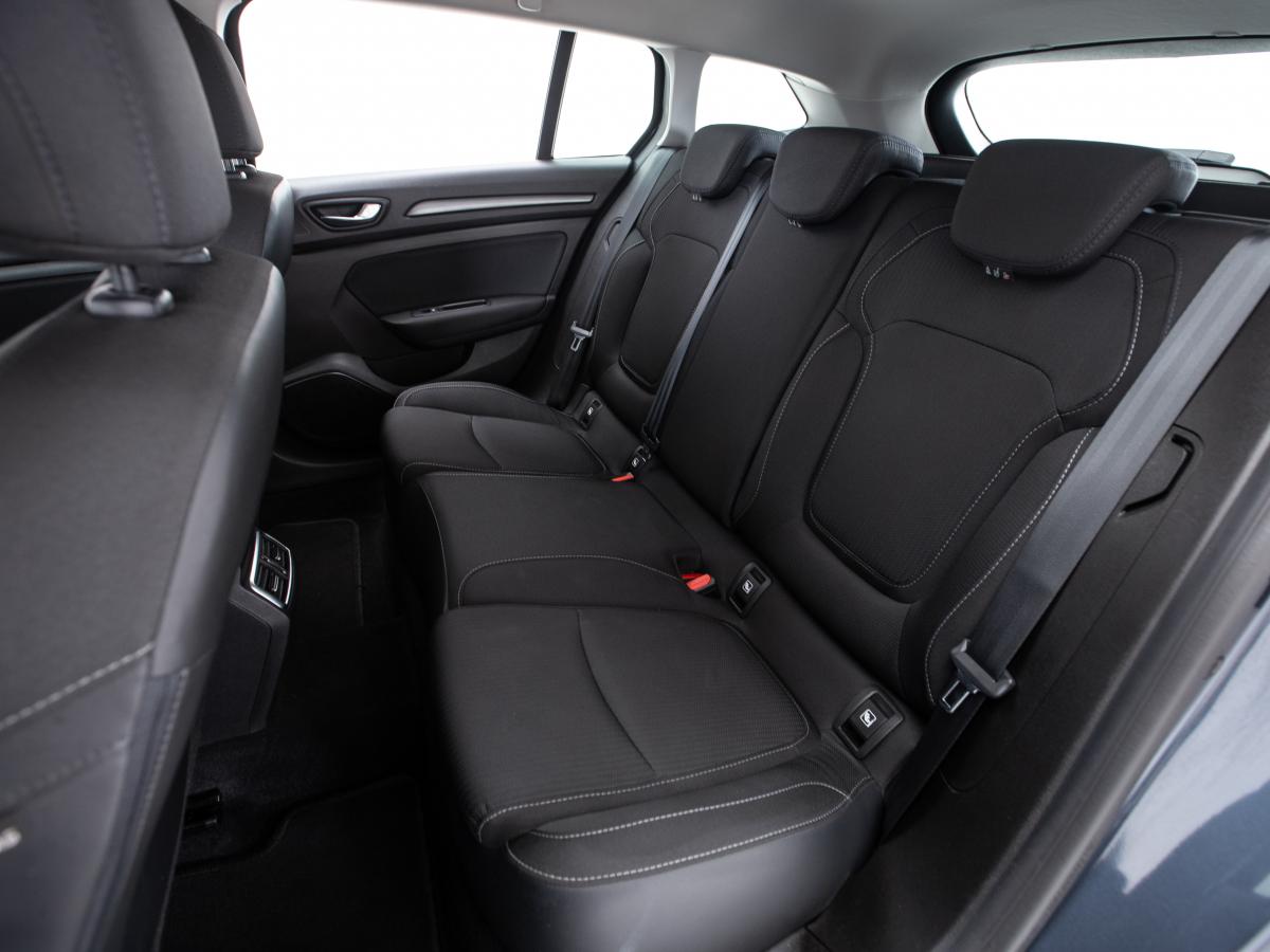renault-megane-sport-tourer-2021-diesel-1461cc