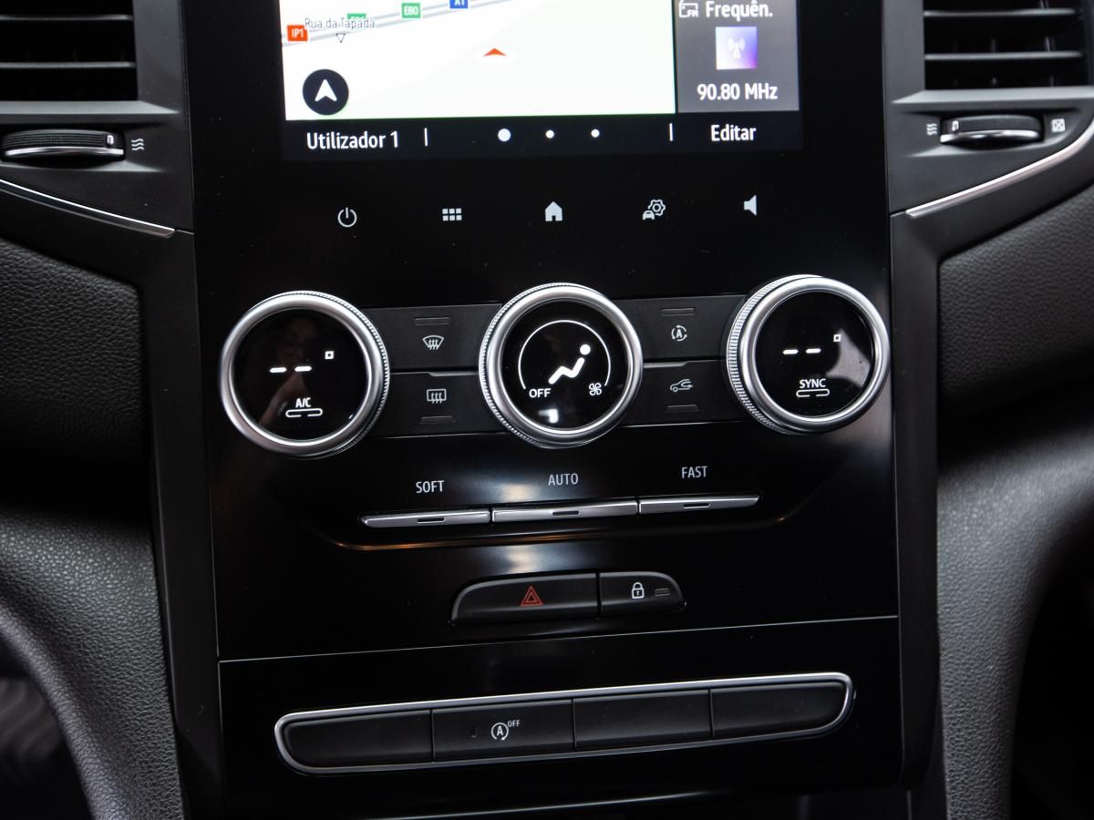 renault-megane-sport-tourer-2021-diesel-1461cc