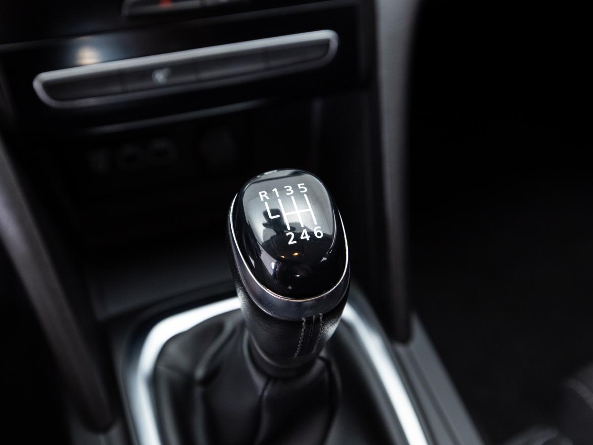renault-megane-sport-tourer-2021-diesel-1461cc