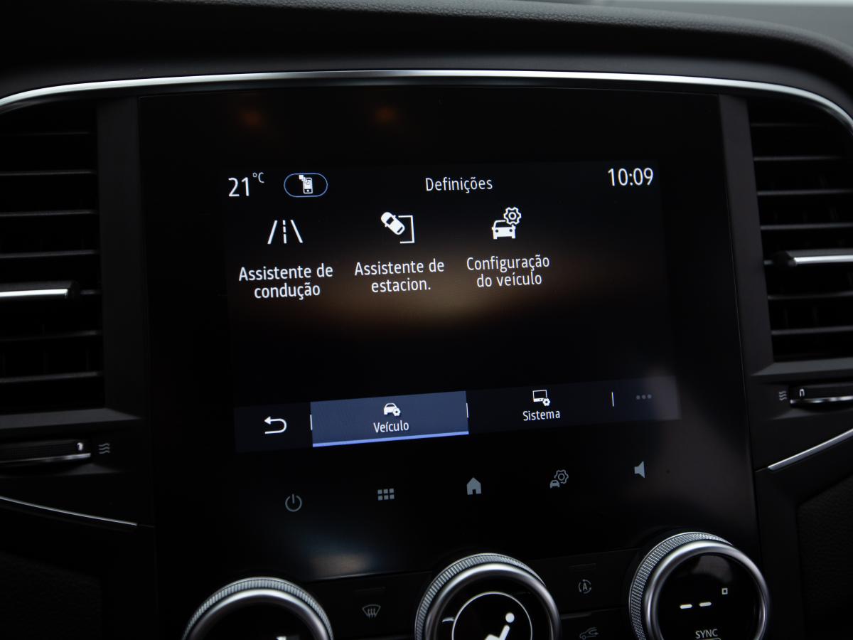 renault-megane-sport-tourer-2021-diesel-1461cc
