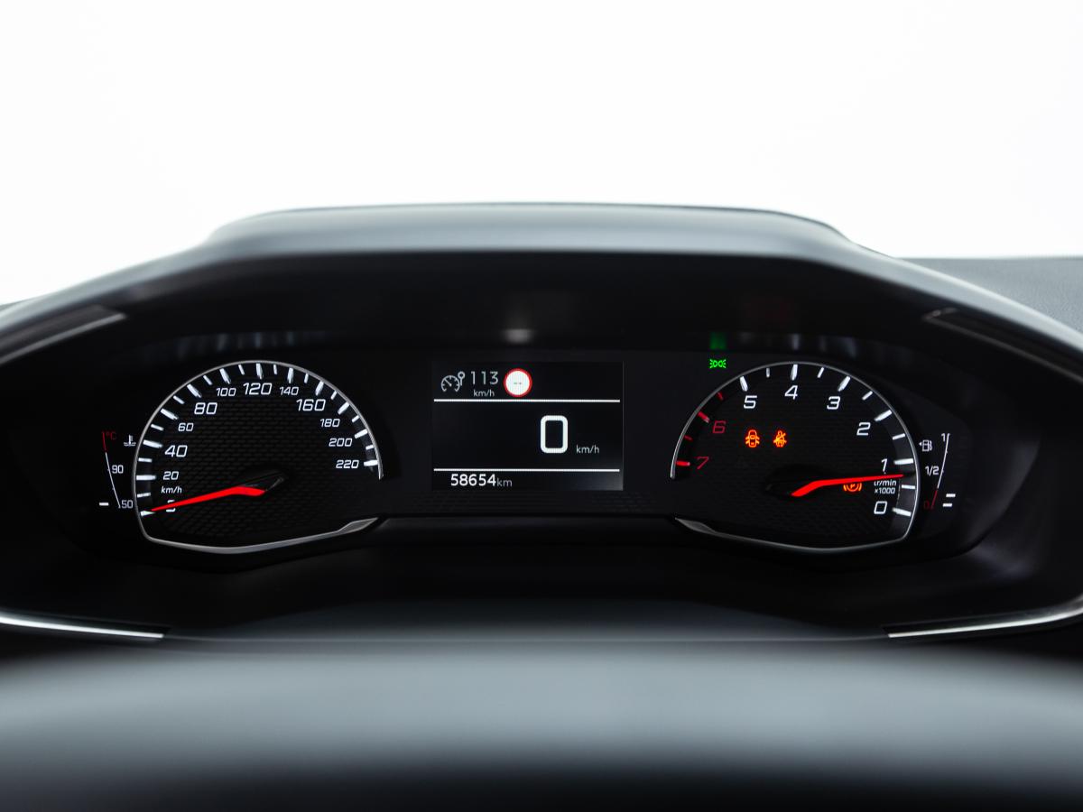 peugeot-208-2023-gasolina-1199cc