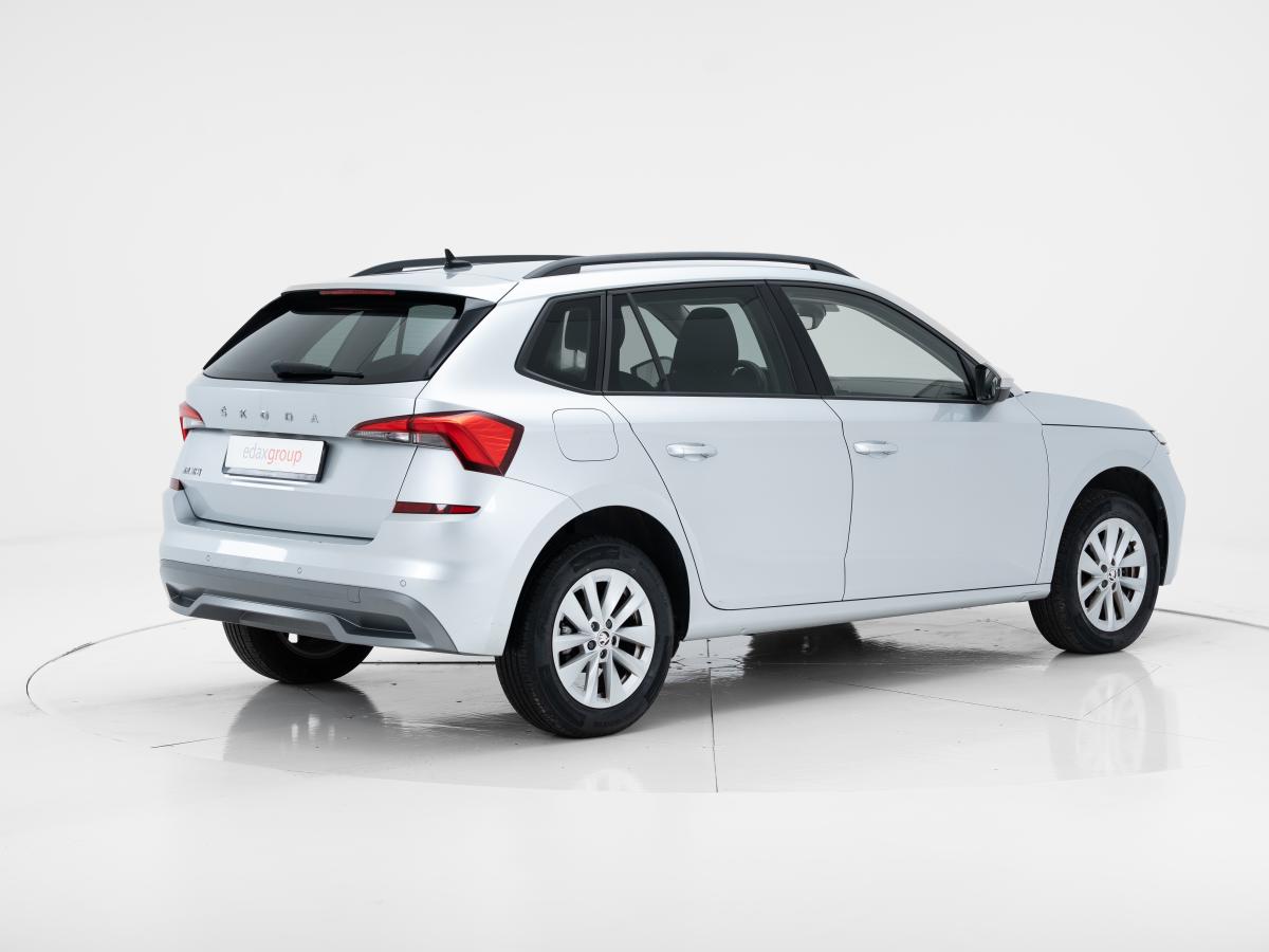 skoda-kamiq-2023-gasolina-999cc