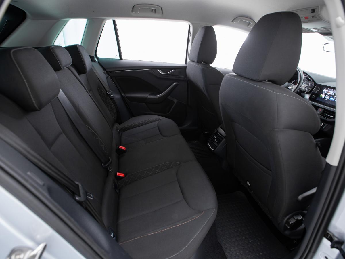 skoda-kamiq-2023-gasolina-999cc