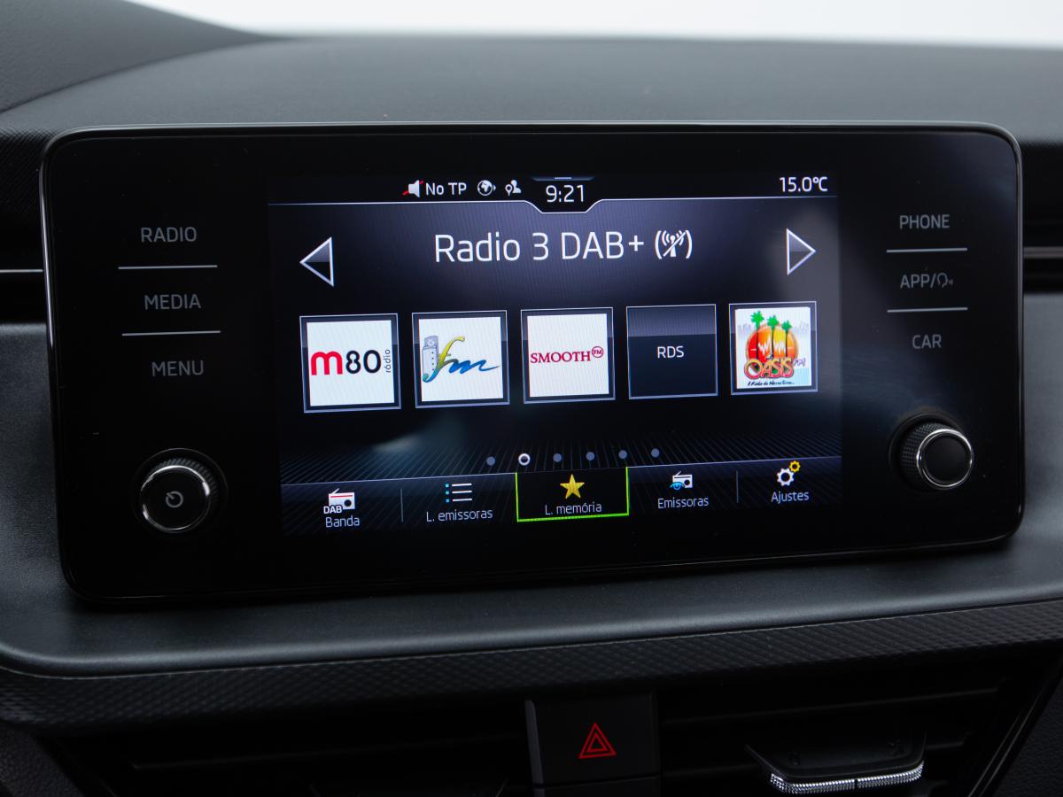 skoda-kamiq-2023-gasolina-999cc