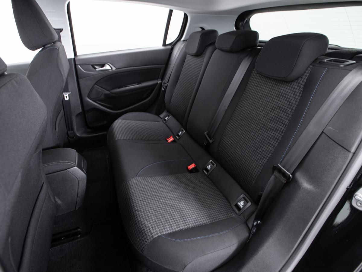 peugeot-308-2019-diesel-1499cc