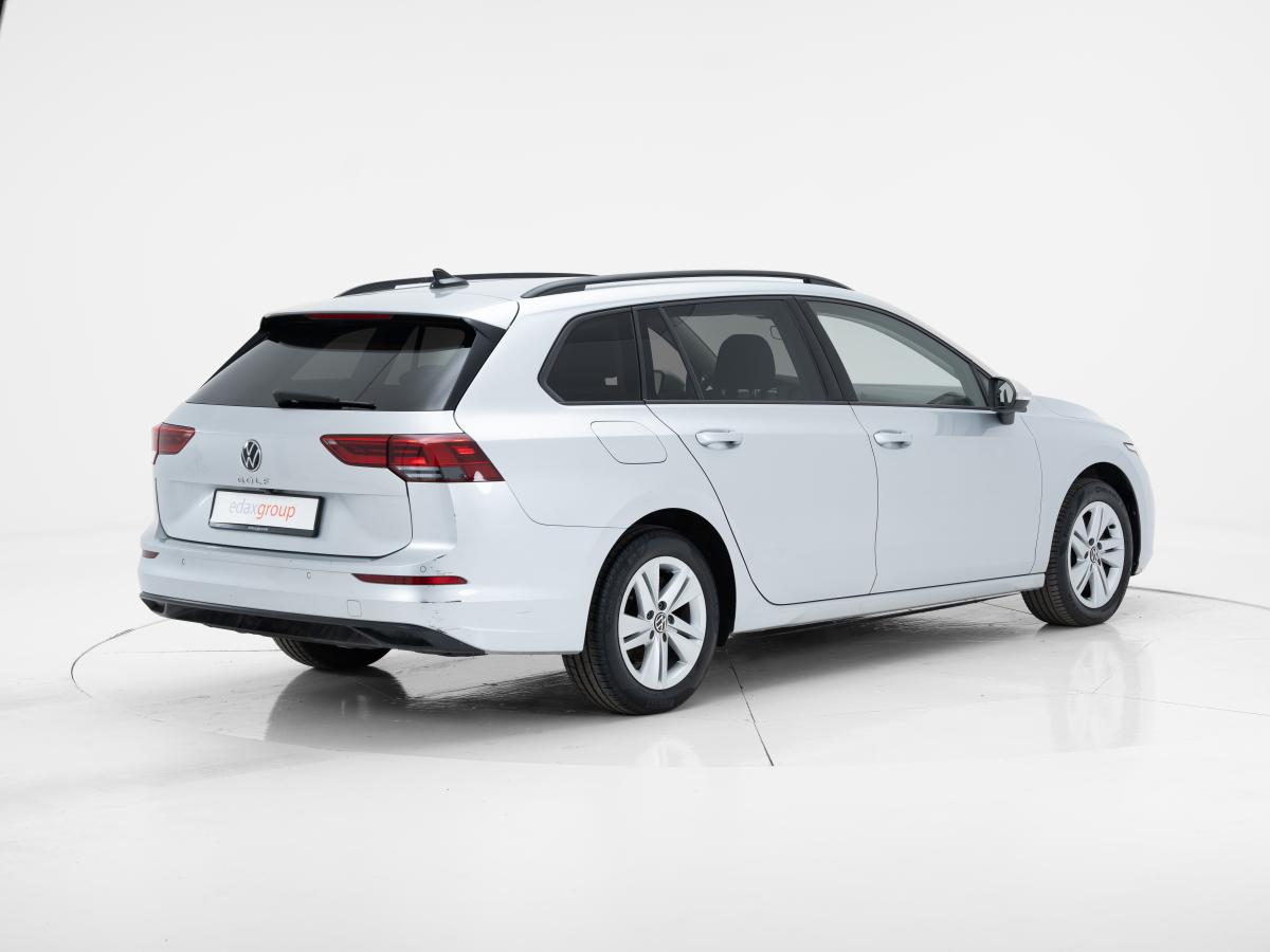 volkswagen-golf-variant-2021-diesel-1968cc
