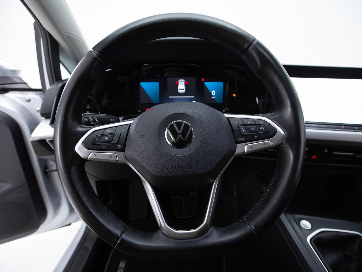 volkswagen-golf-variant-2021-diesel-1968cc