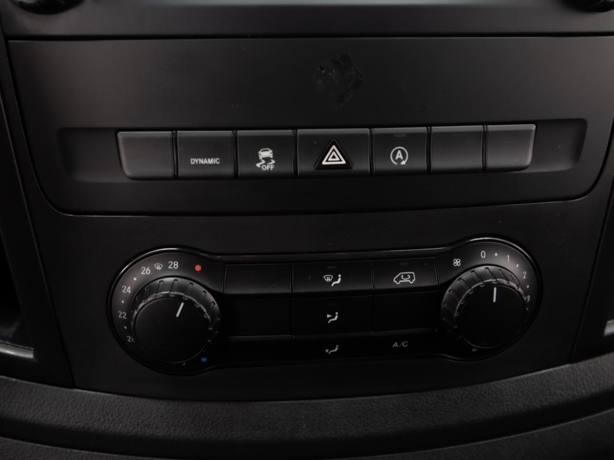 mercedes-benz-vito-2022-diesel-1950cc