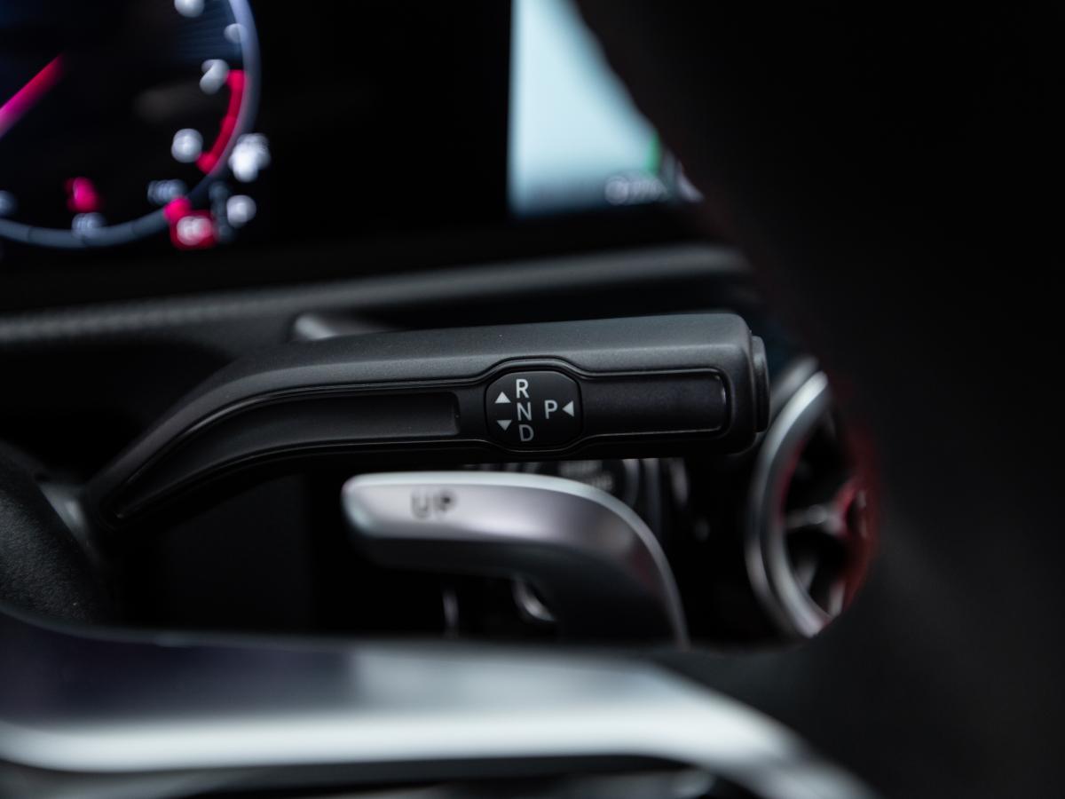 mercedes-benz-cla-2023-gasolina-1991cc