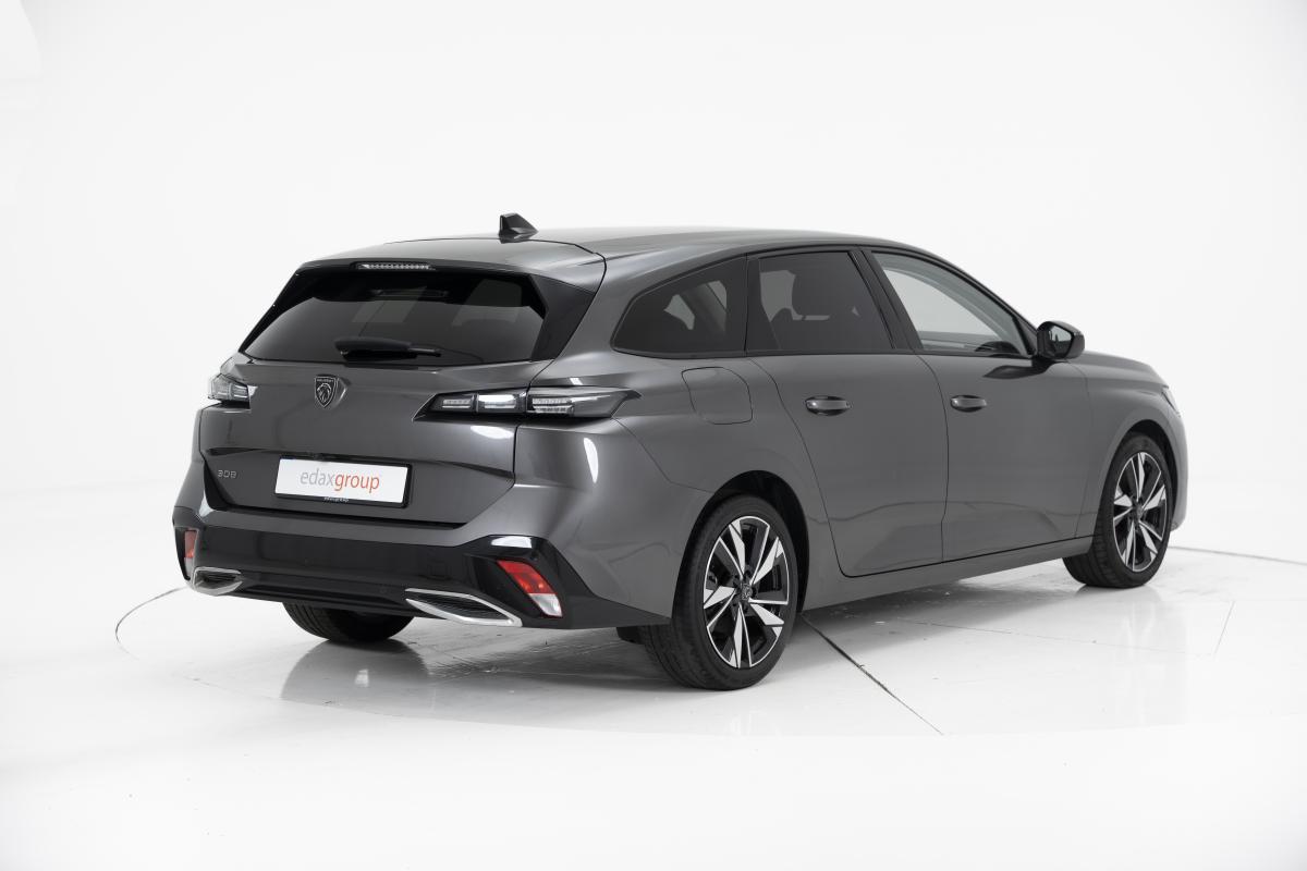 peugeot-308-sw-2022-diesel-1499cc