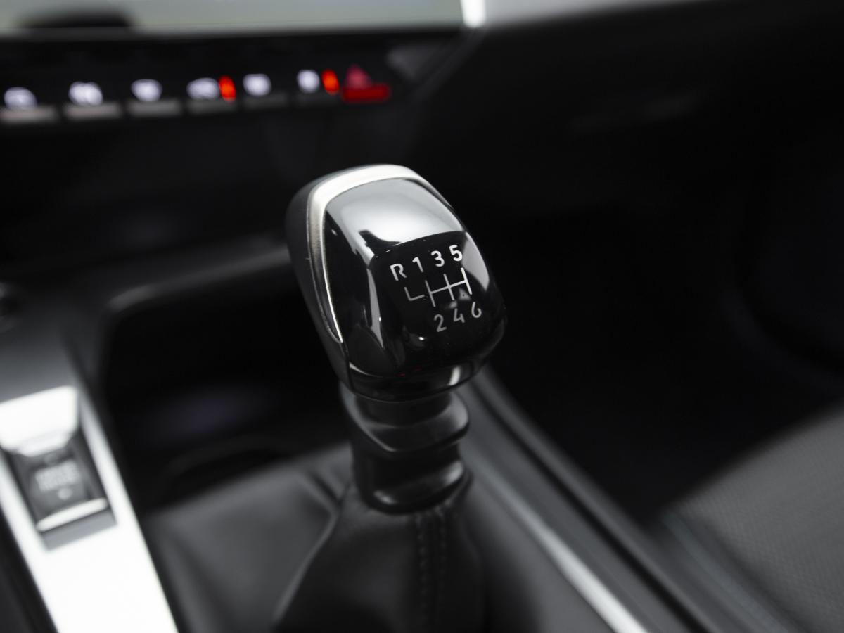 peugeot-308-sw-2022-diesel-1499cc