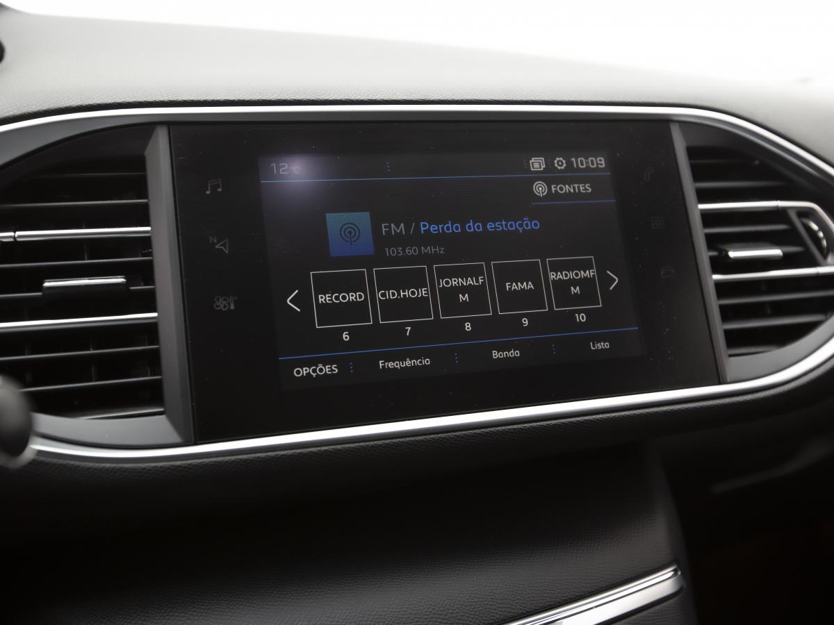 peugeot-308-sw-2019-diesel-1499cc