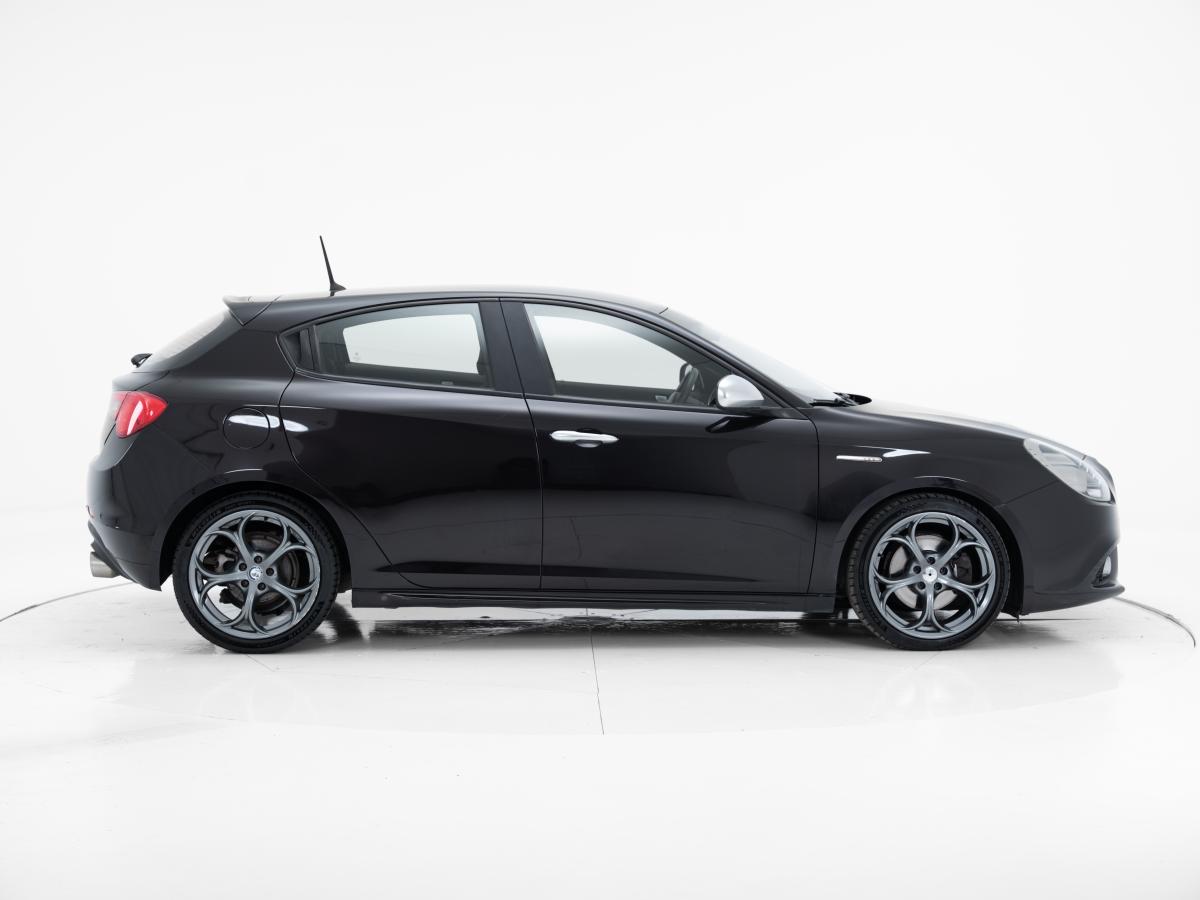 alfa-romeo-giulietta-2015-diesel-1956cc