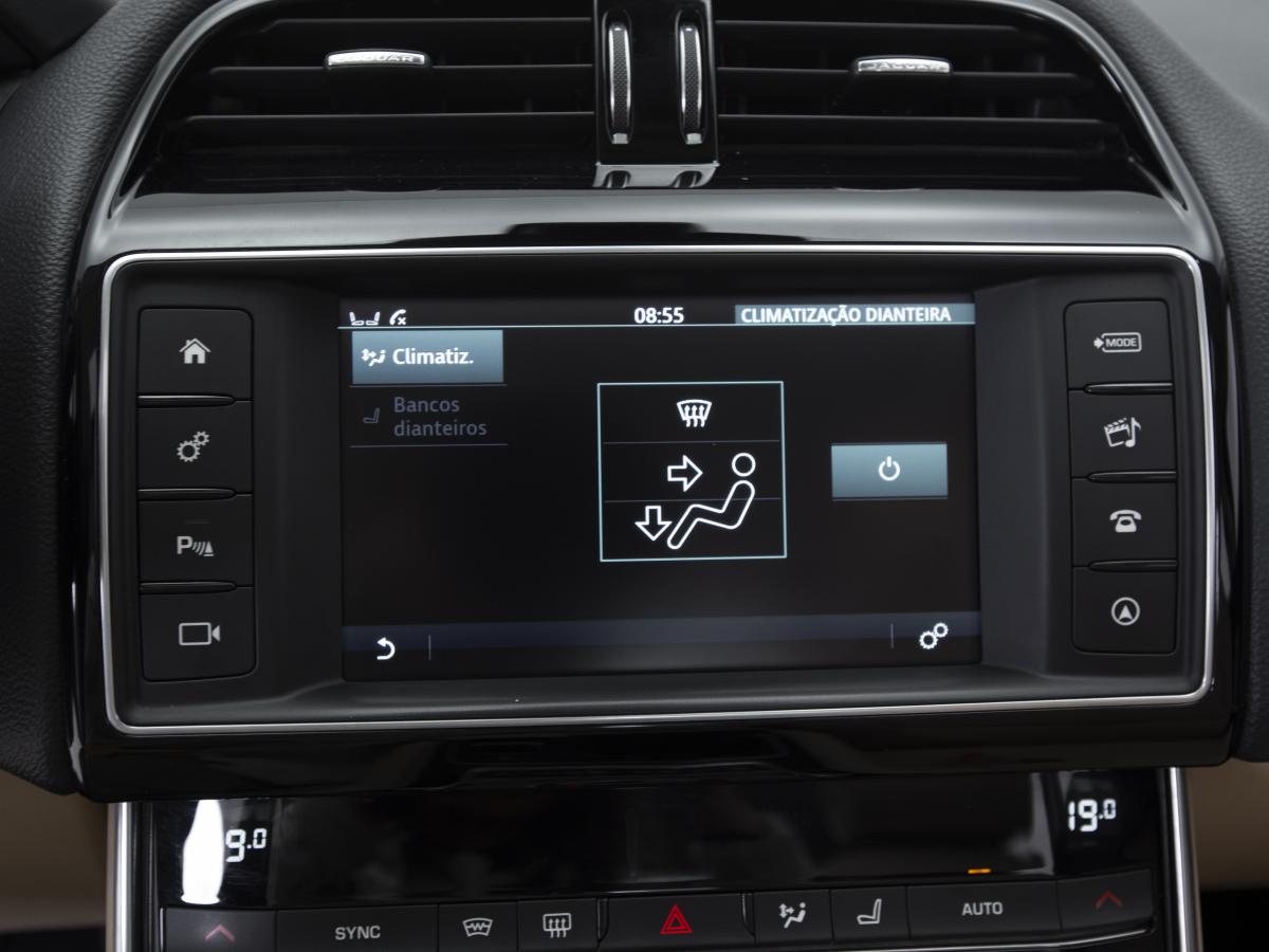 jaguar-xe-2015-diesel-1999cc