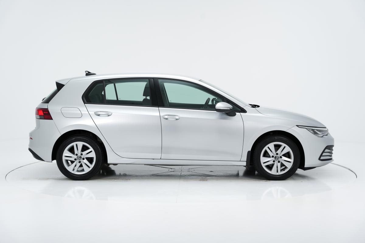 volkswagen-golf-2022-gpl-1498cc