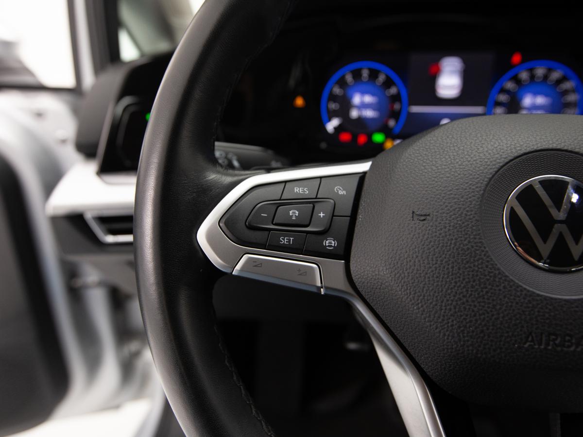 volkswagen-golf-2022-gpl-1498cc