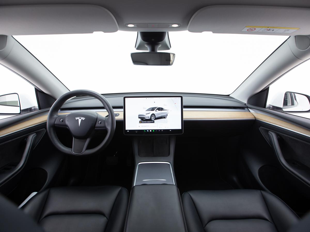 tesla-model-y-2022-eletrico-0cc