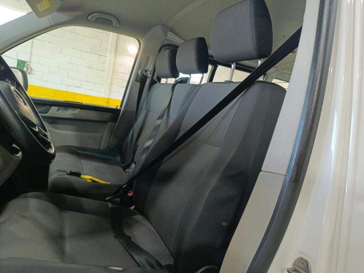 volkswagen-transporter-2018-diesel-1968cc