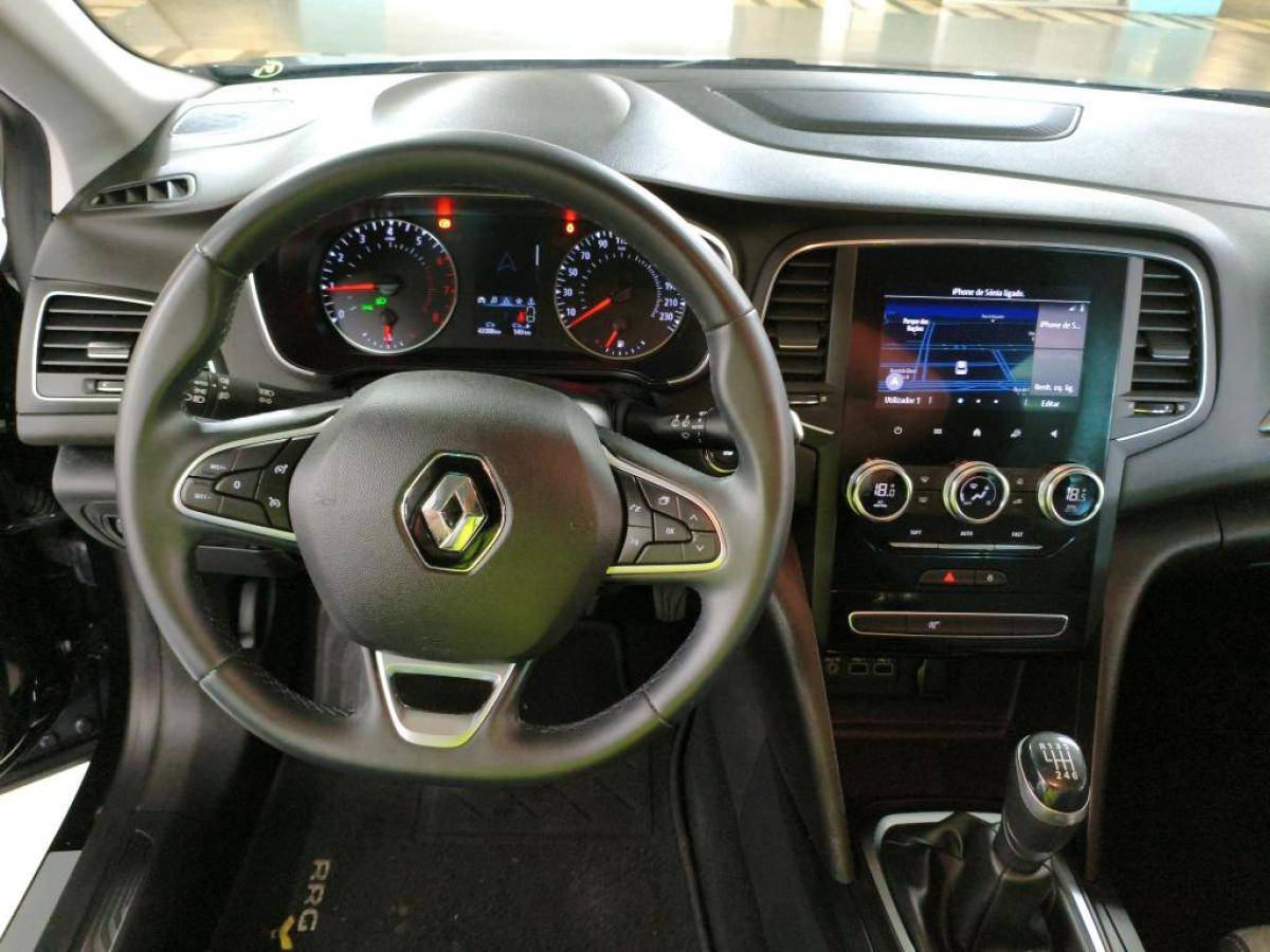 renault-megane-sport-tourer-2022-gasolina-1332cc