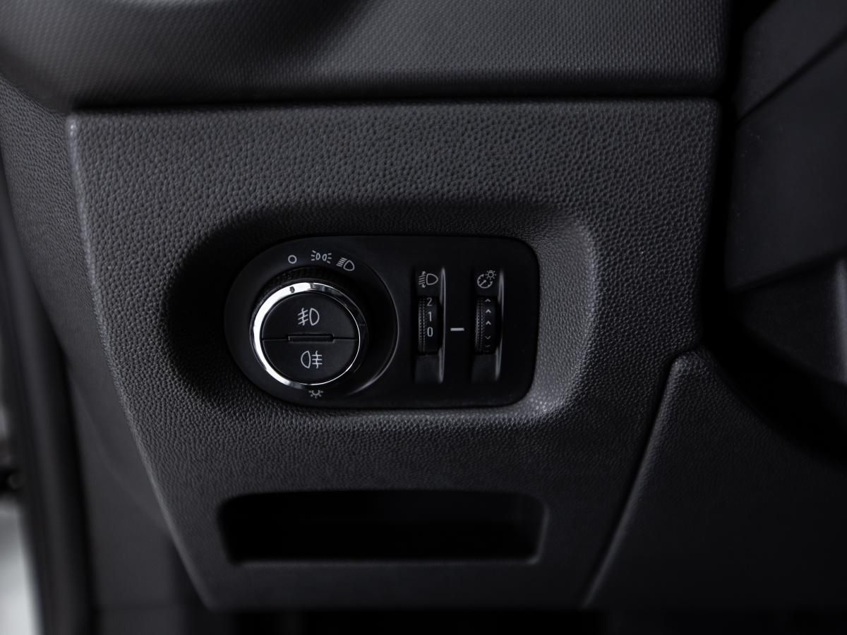 opel-corsa-2011-gasolina-1229cc